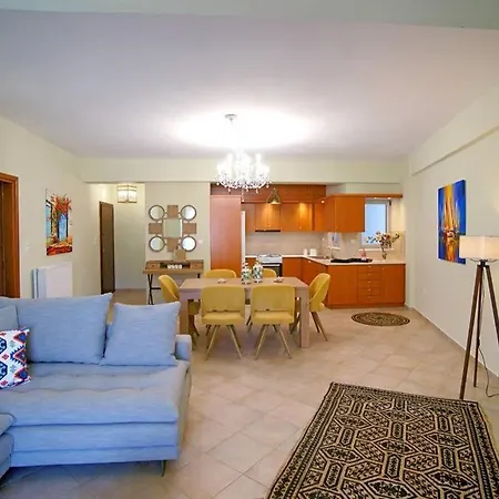 Luxury Lägenhet Kyparissia