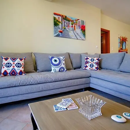 Luxury * Kyparissia